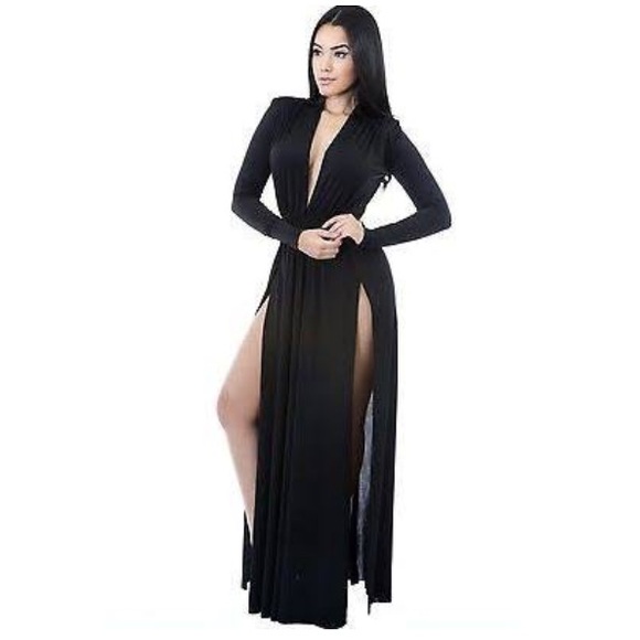 Double high slit deep plunge maxi