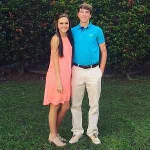 Meet your Posher, Caitlin