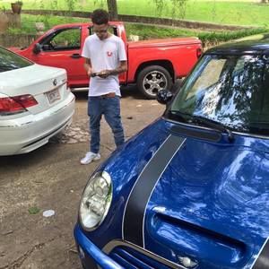 Meet your Posher, Raymond