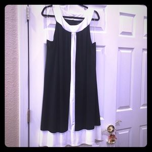 J F W - Black and off white sleeveless dress