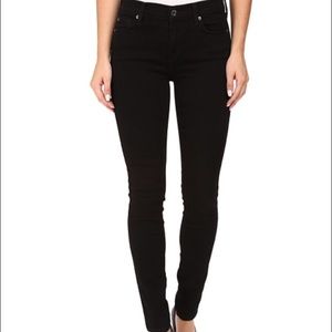 Sexy black skinny jeans