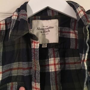 Abercrombie & Fitch Tops - Plaid Abercrombie Button Down Abercrombie & Fitch Tops - Plaid Abercrombie Button Down