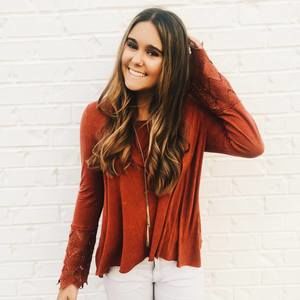 Meet your Posher, Camrie