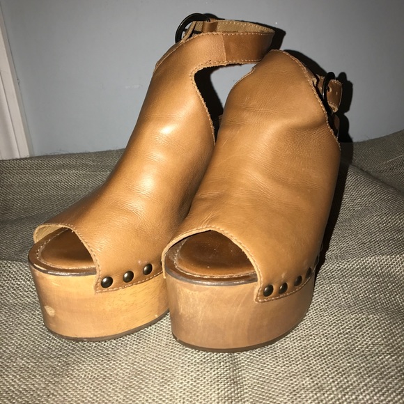 Matisse tiegs platform sandal