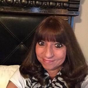 Meet your Posher, Jenifer