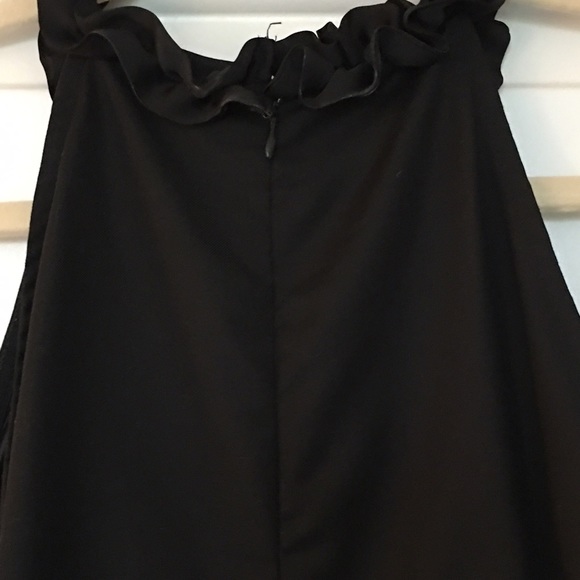 ❤️👗Cute, unique, front-ruffle black dress - Picture 5 of 12