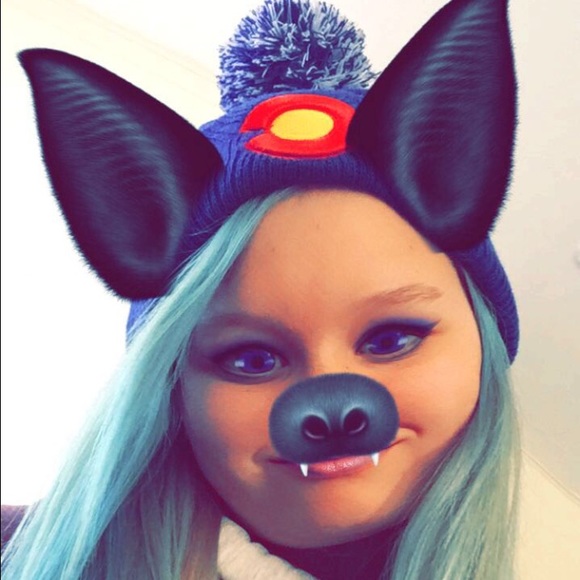 Meet your Posher, Kylie - Picture 4 of 4