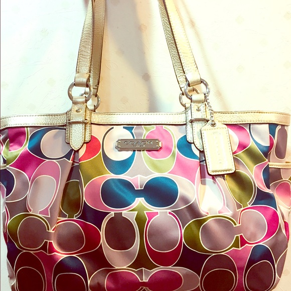 💯AUTHENTIC coach tote
