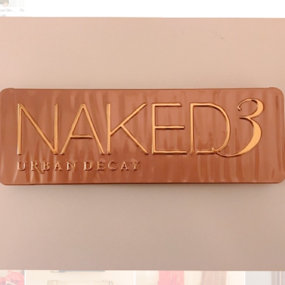 Urban Decay Naked3 shadow palette.