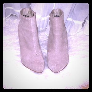 Seychelles Taupe Wedge Booties Sz 6