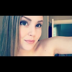 Meet your Posher, Haley