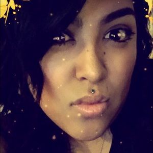 Meet your Posher, Josie