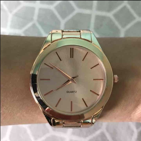 Urban Outfitters Accessories - Gold watch