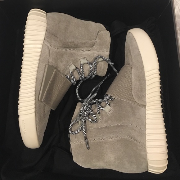 Adidas Yeezy Boost 750s
