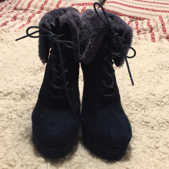 Beautiful purple velvet boots