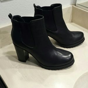 Ankle boots