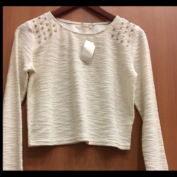 Zio Ivory and Gold Metallic Crop Top W/ Gold Stud