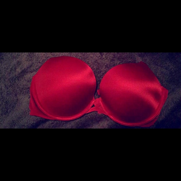 Victoria's Secret very sexy bra!