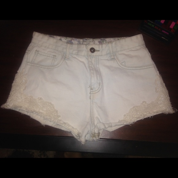 Forever 21 size 27 high waisted shorts - Picture 1 of 1