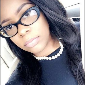 Meet your Posher, Ciera