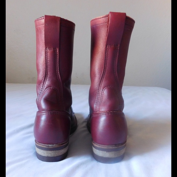 Leather! Chic Red Patch Boots W/Adjustable Tongue - image 4