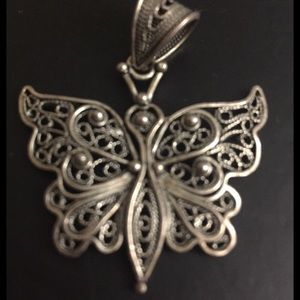 On Fire Sale 🔥20% off Butterfly pendant
