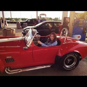 Meet your Posher, Angie