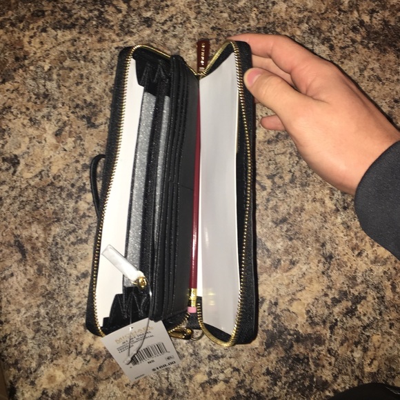 Michael Kors Jet Set Travel -  Continental Leather - Picture 2 of 4