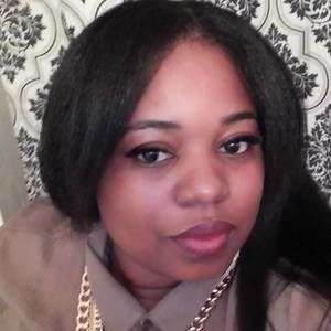 Meet your Posher, Dana