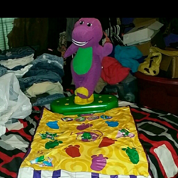 Dance and groove barney