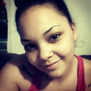 Meet your Posher, Melanie