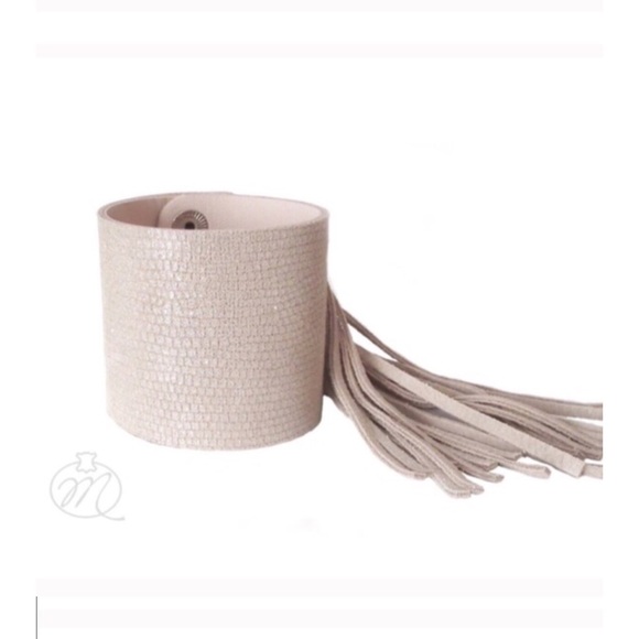 🔥ARTIST MADE LEATHER FRINGE CUFF💗 - Picture 2 of 4