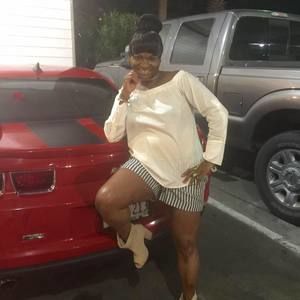 Meet your Posher, Beverly