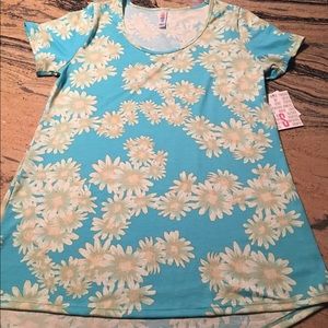 LulaRoe Classic T🌺