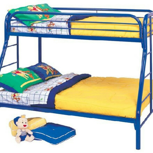 Bunk beds - Picture 2 of 2