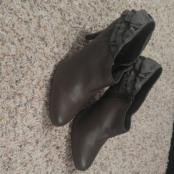 Report Booties - Picture 4 of 4