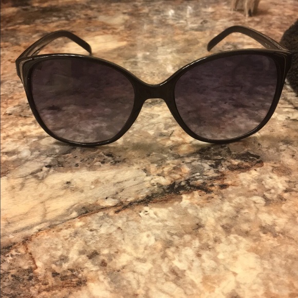 Black Michael kors sunglasses