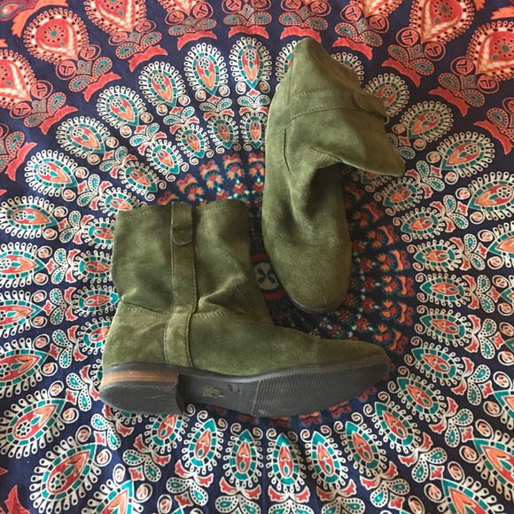 Vince Camuto boots
