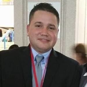 Meet your Posher, Luis alberto