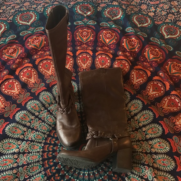 Nurture boots