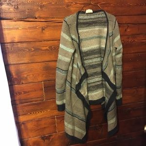 Oak & Olive grey blue Aztec sweater small