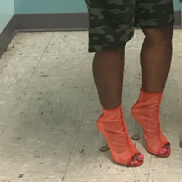 SOLD - Picture 3 of 4