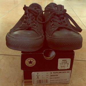 Converse Black Mono Low Tops