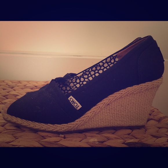 Toms Peeptoe Wedges - Black Canvas