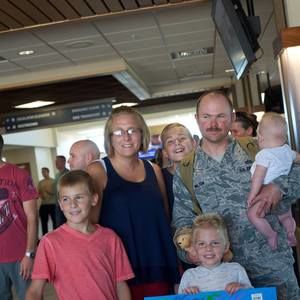 Meet your Posher, Lacy