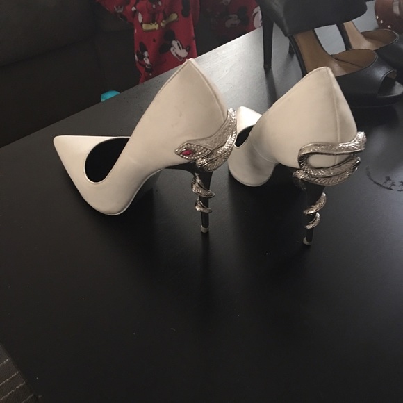 White leather 5inch heels with a silver snake