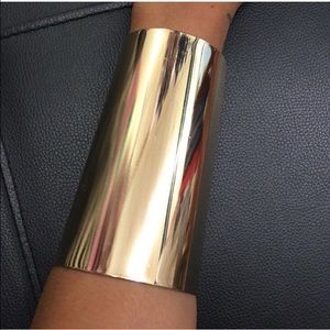 Gold cuff and choker set