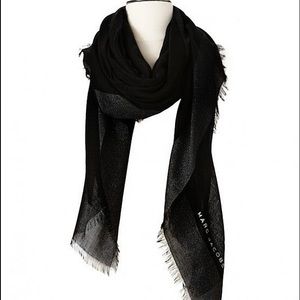 Fashionable Marc Jacobs Scarf