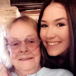 Meet your Posher, Mackenzie