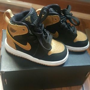 Toddler retro Jordan 1's